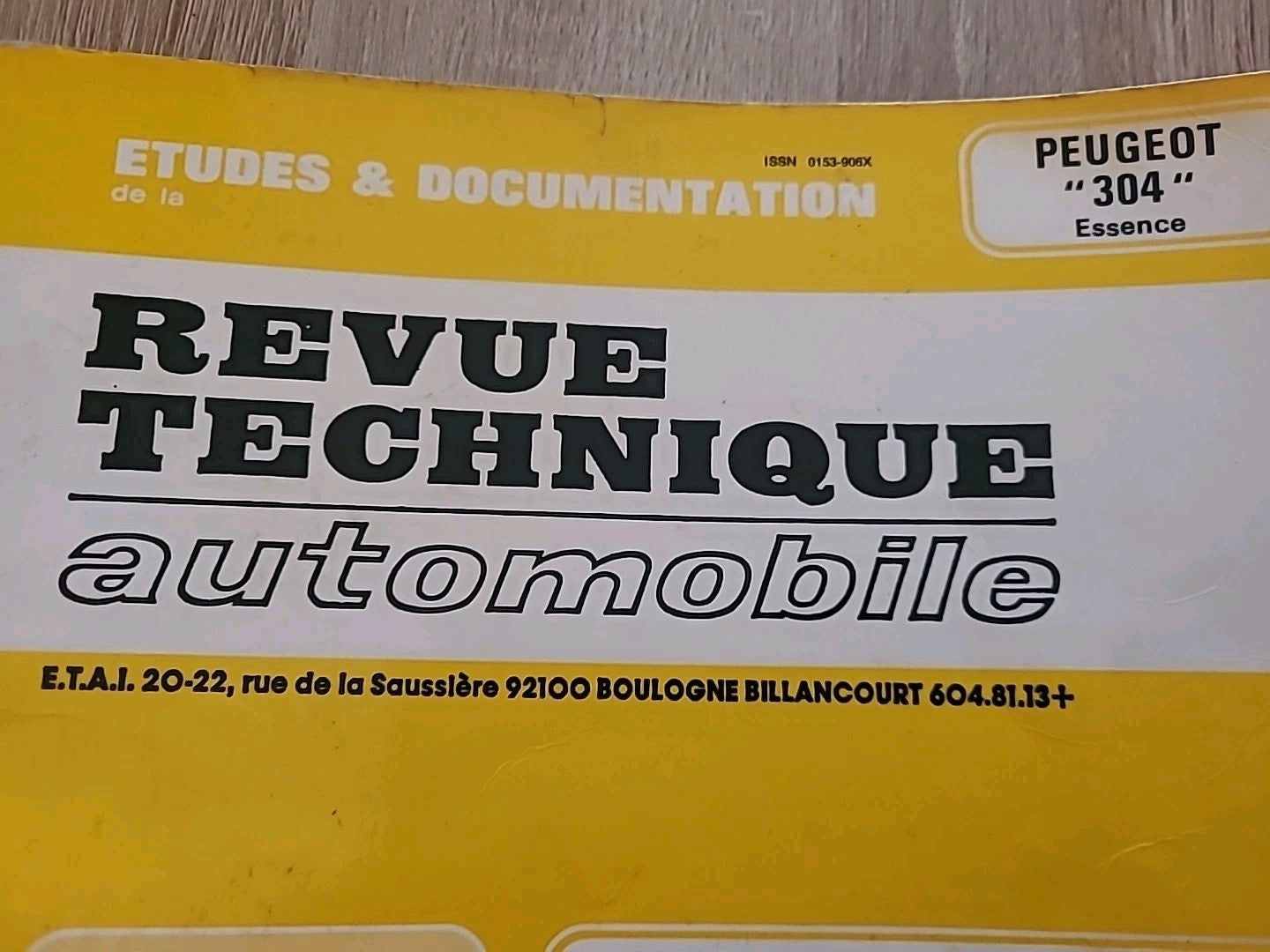 Revue Technique PEUGEOT 304 RTA de 122 pages (Liv28)