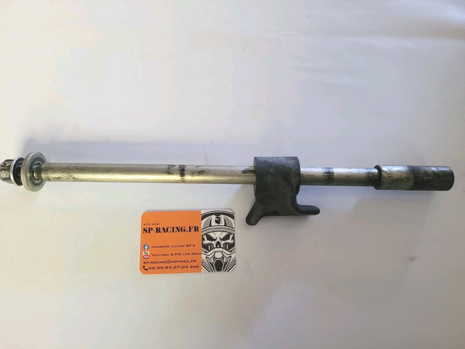 Axe De Roue Arrière Yamaha T-MAX 500 2007 sj05 (#24722)