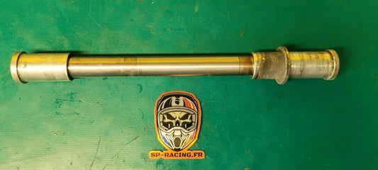 Axe De Roue Avant Avec Boulonnerie Eliminator ZL 600 1996 (24341 )