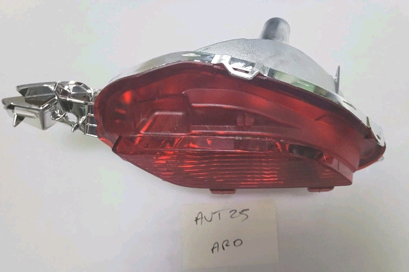 Feu De Pare-choc Arrière Droit Toyota Yaris 3 Ph1  (#AUT25)