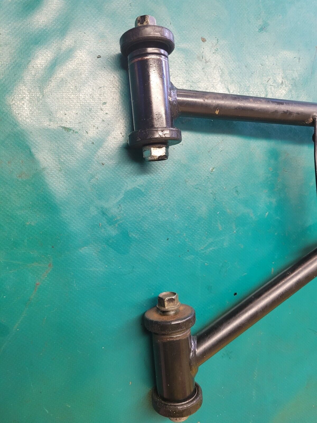 Triangle Avant Inférieur Gauche KYMCO 500 MXU Greenline 2012 (R#23502)