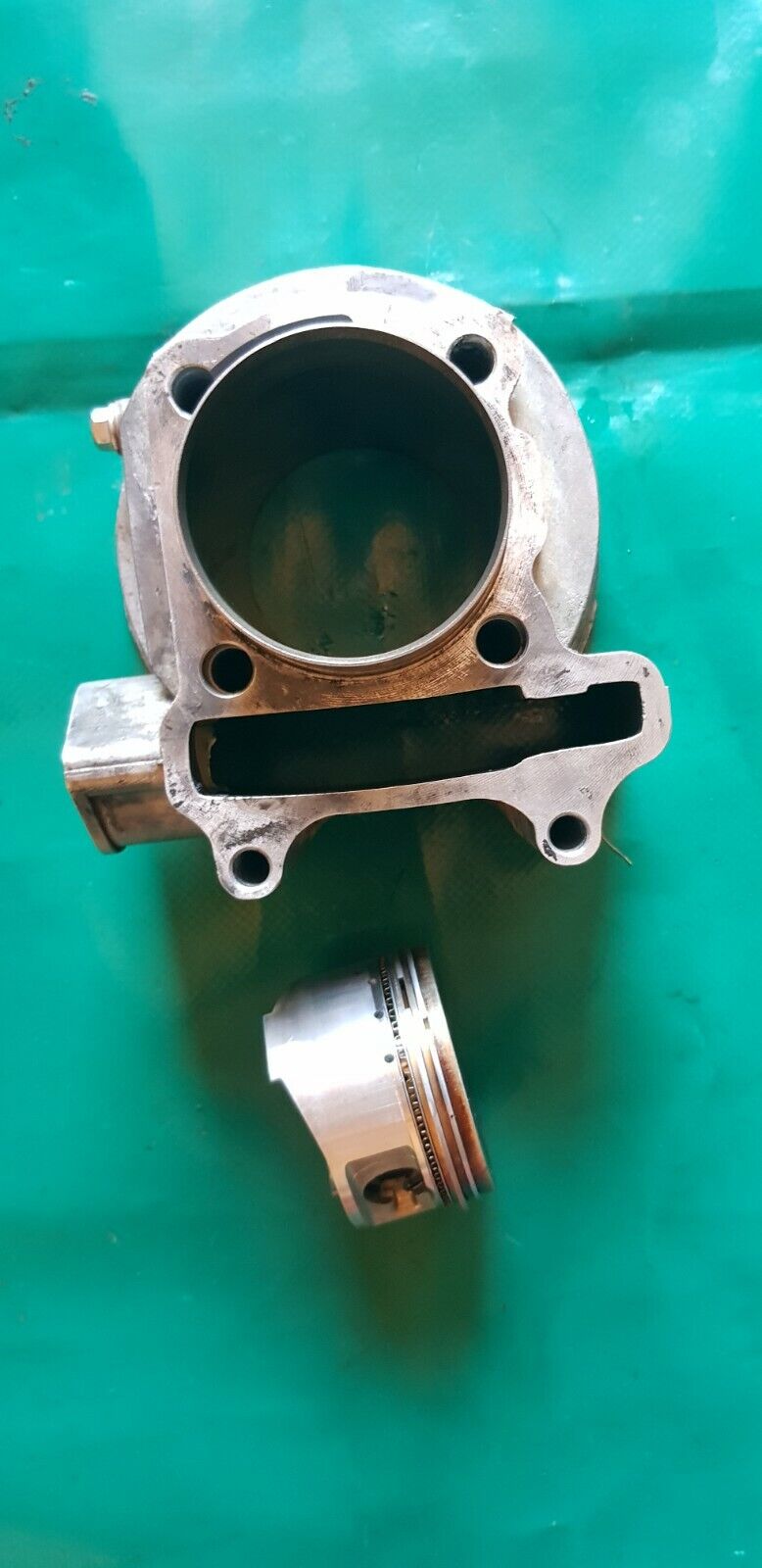 Cylindre piston linhai HY 150 S 2011