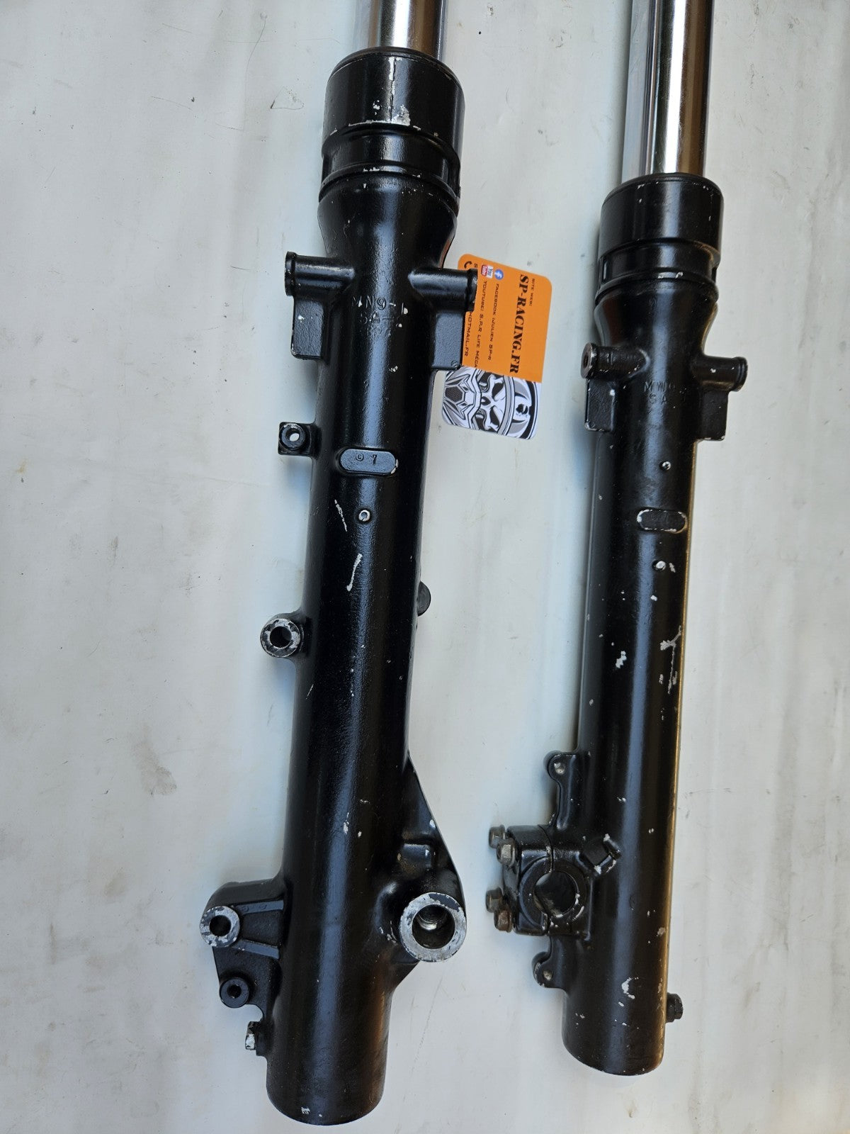 Fourche Honda Dominator 650 Rd02E (#24971)