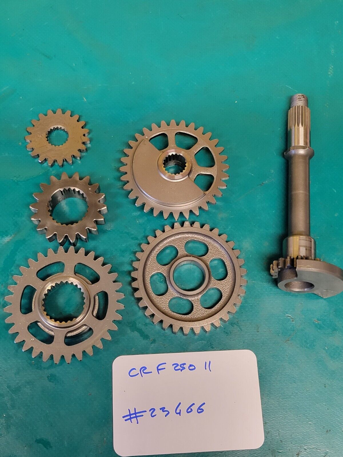 Kit Engrenage De Renvoi Et Axe De Balancier Interne Honda 250 CRF 2011 (#23466)