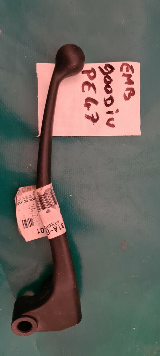 Levier d embrayage 900 diversion .. voir détail sur photo 2 (code PE47)