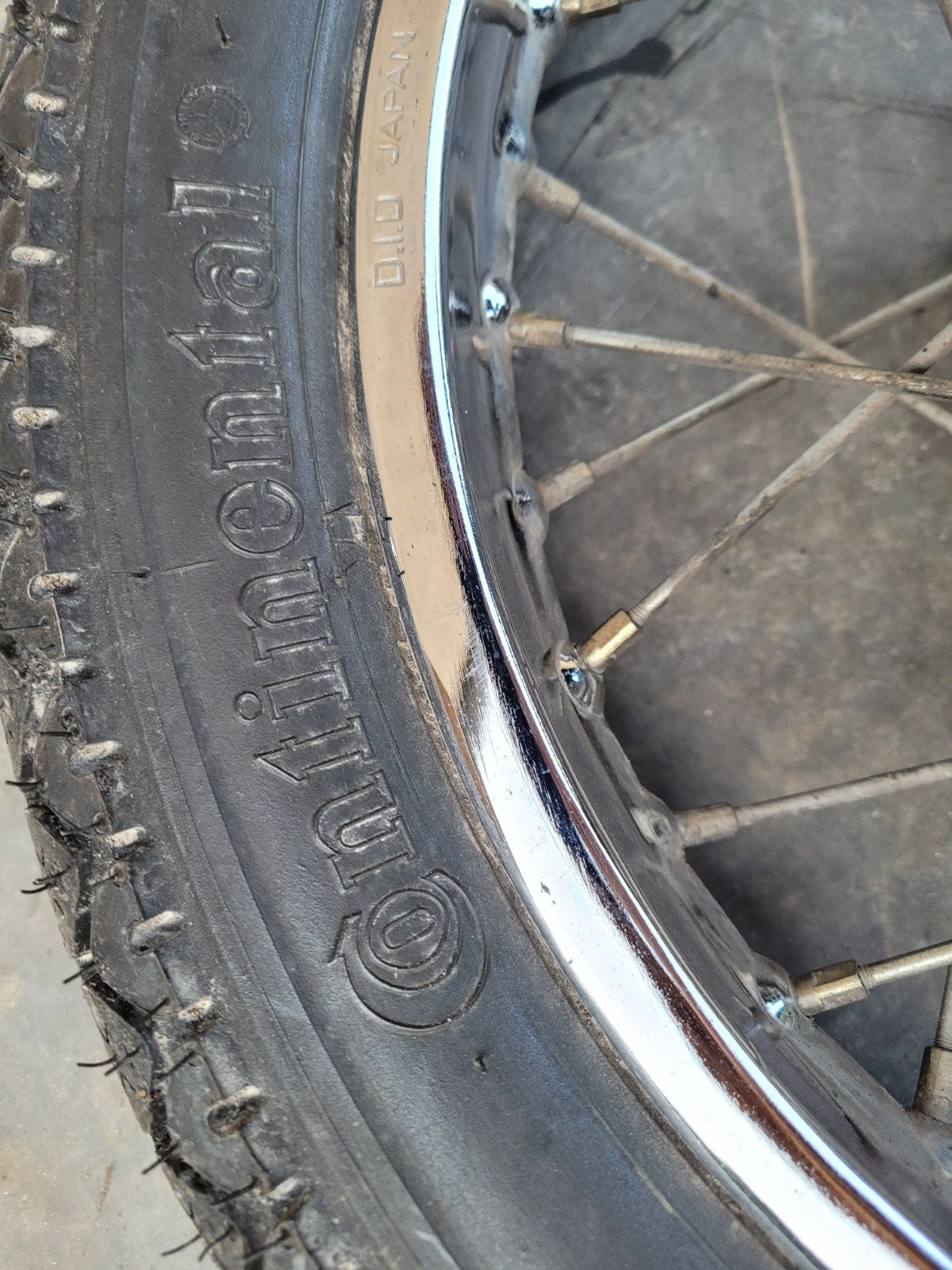 Roue Arrière Pneu Ok 16pouces  125 YAMAHA SR 10f 1997