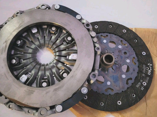 Kit Embrayage NEUF Peugeot Citroen 3008 C4 C5 3000950638 4013872781317 (#AUT241)