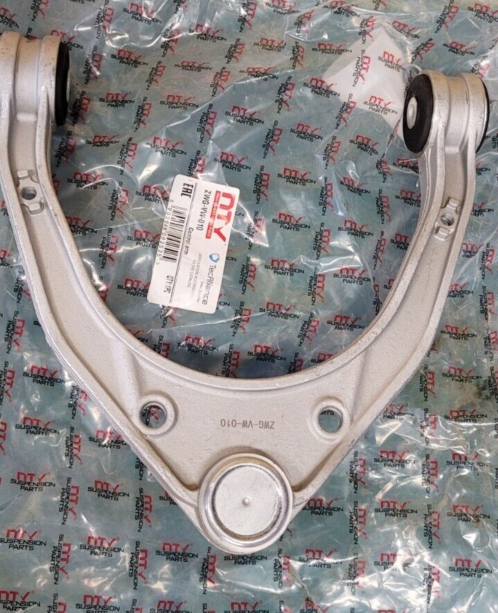 Porsche cayenne 955 q7  triangle de suspension av superieur voir ref  (Auto A)