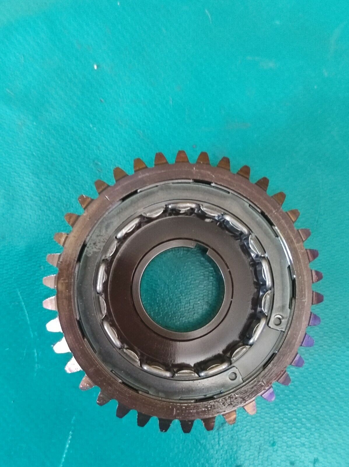 Engrenage situé sur vilebrequin vers cloche d'embrayage KTM 450 EXC f 2008