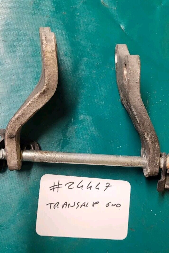 Support Moteur Avec Axe 600 Transalp  1993 (#24447 )