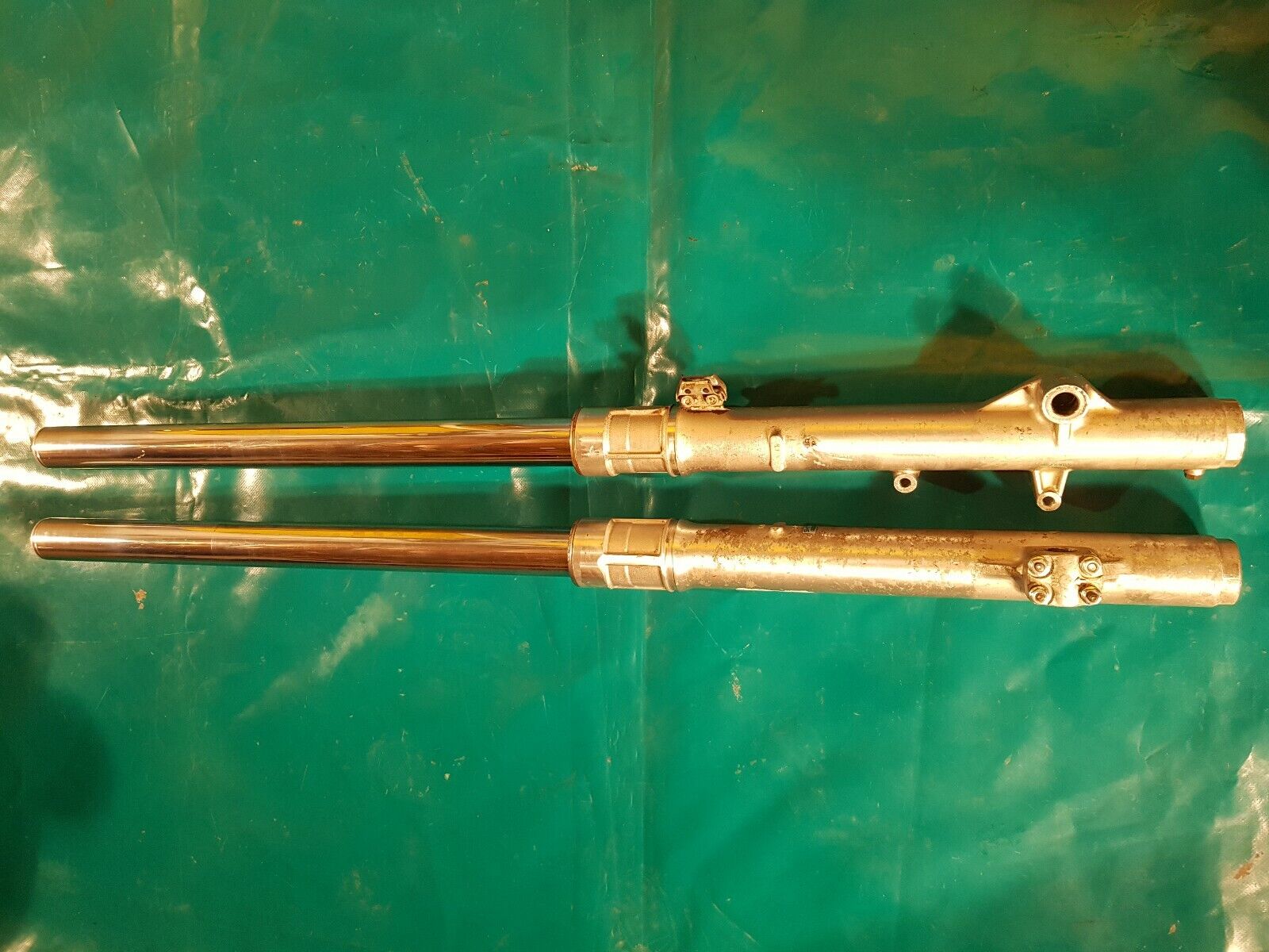 fourche YAMAHA 125 YZ de 1988 Diam 48