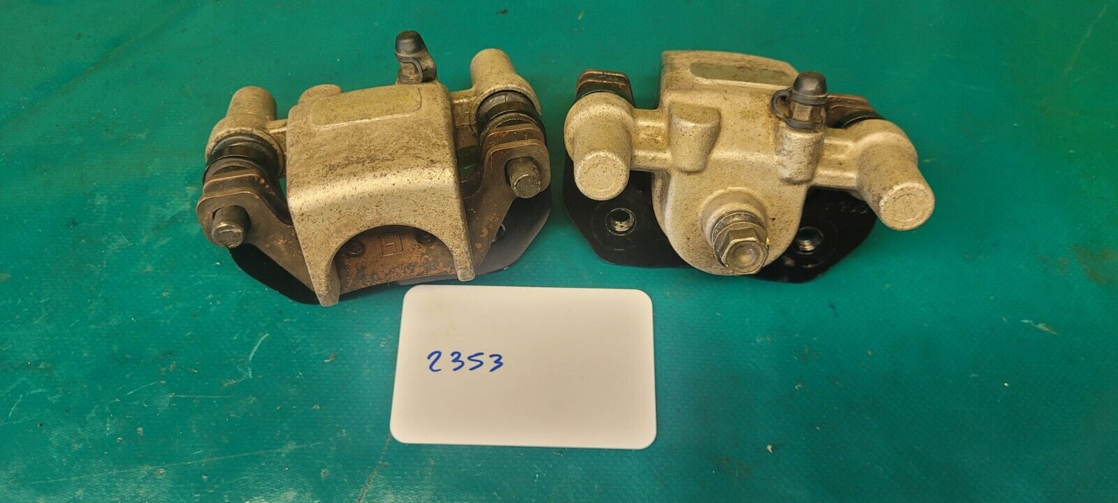 Paire D' étrier Avant KYMCO 500 MXU Greenline 2012 (Rf #2353)