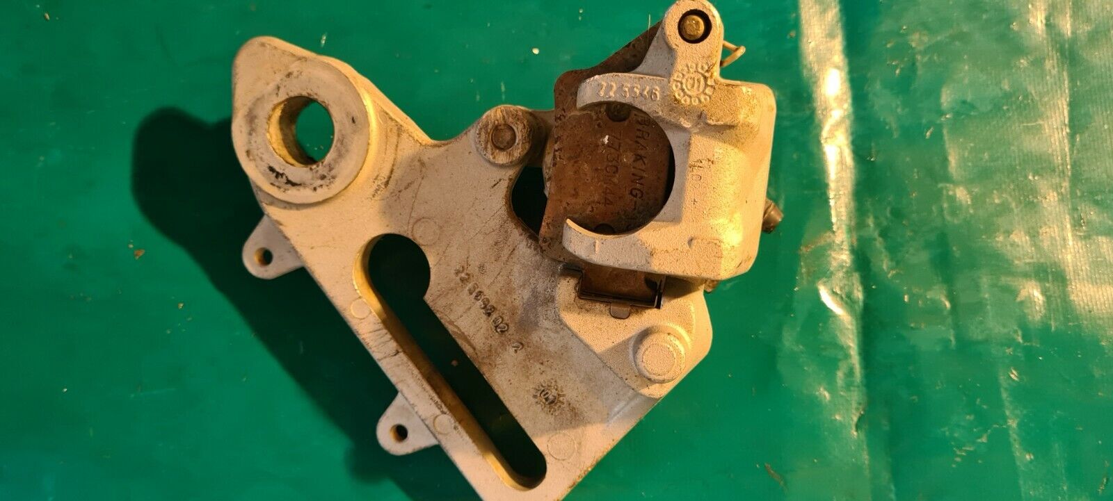 Étrier arrière BREMBO avec support 450 VOR 2000 