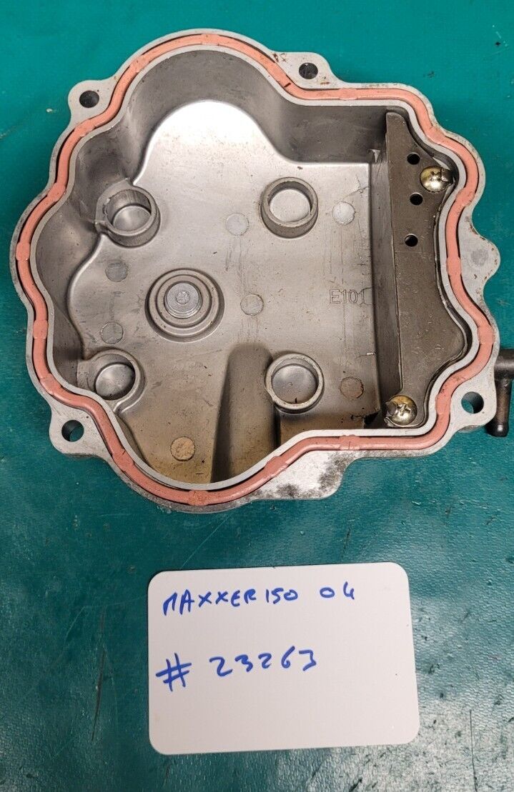 Couvre Culasse KYMCO Maxxer  2004 (Rf #23263)