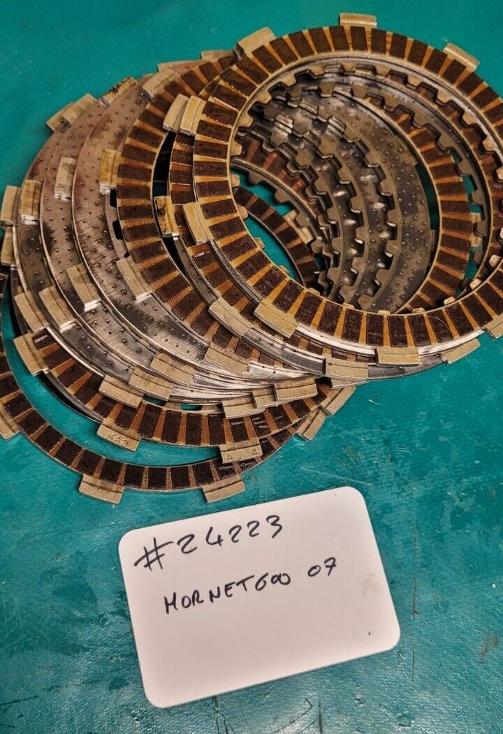 embrayage 600 Hornet 2007 Injection (24223)