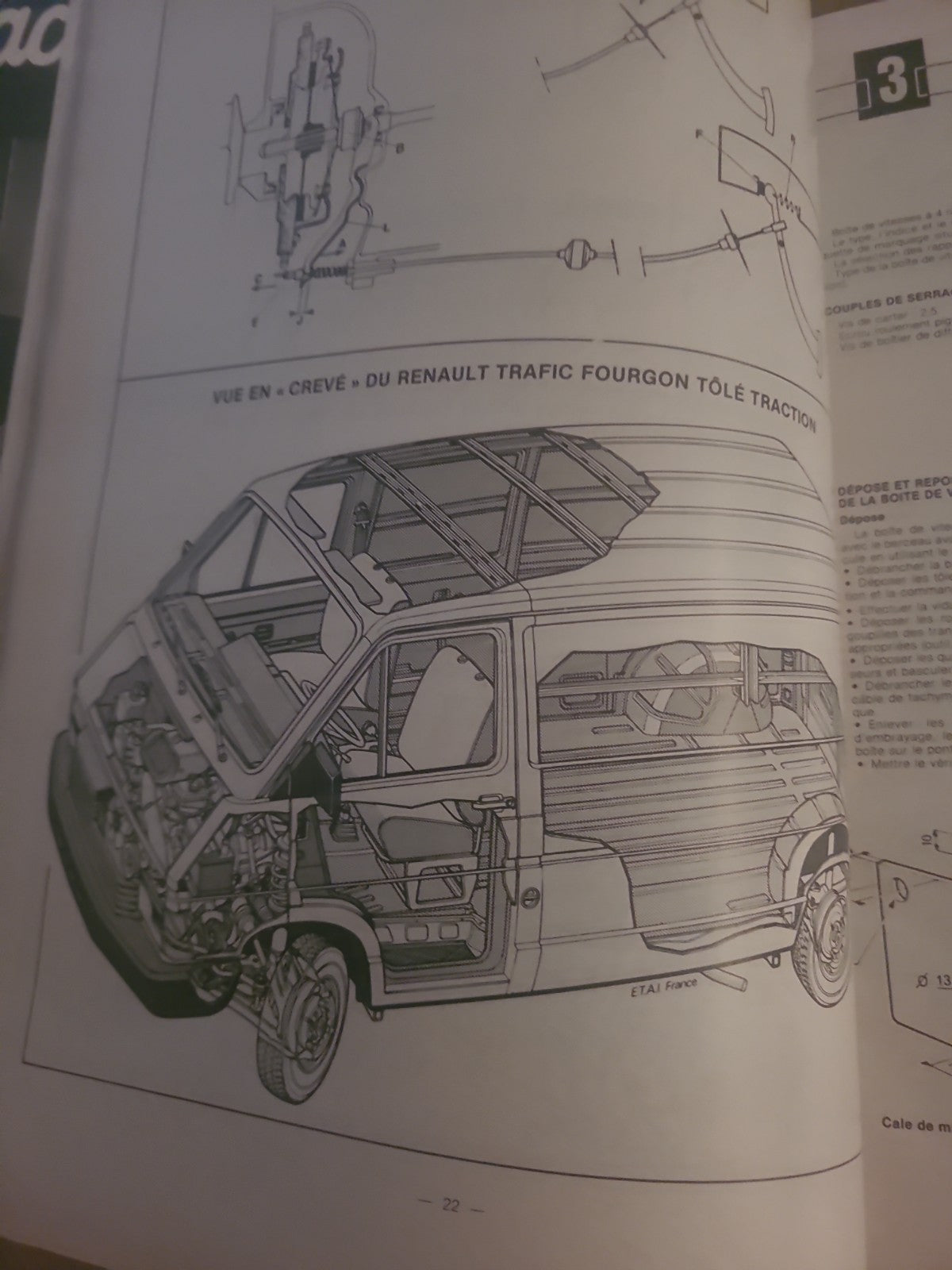 RTA Revue Technique Automobile Renault Trafic Livre Ancien 1983 (Liv239)