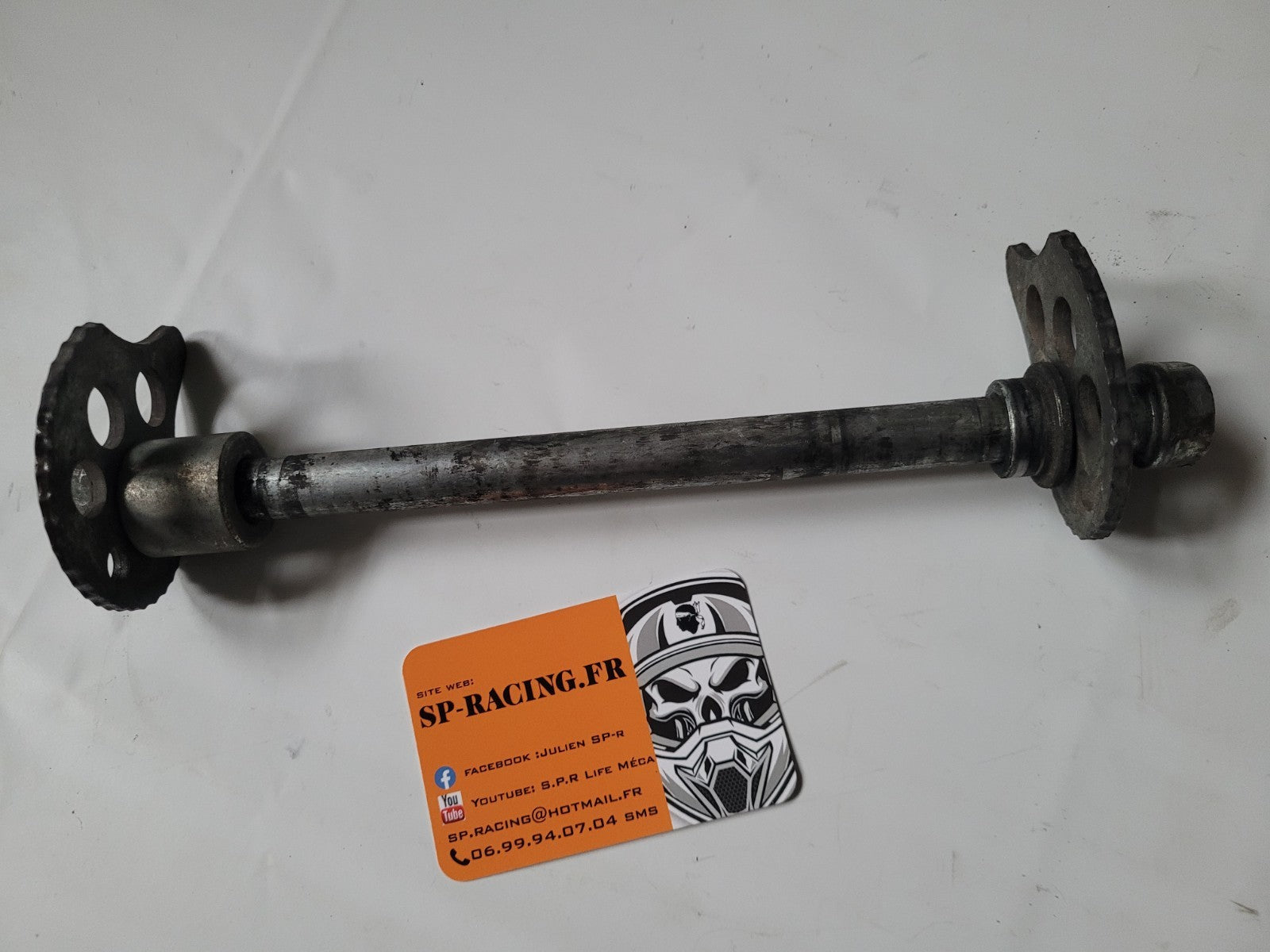 Axe De roue Arrière  125 YAMAHA SR 10f 1997 (#24798)