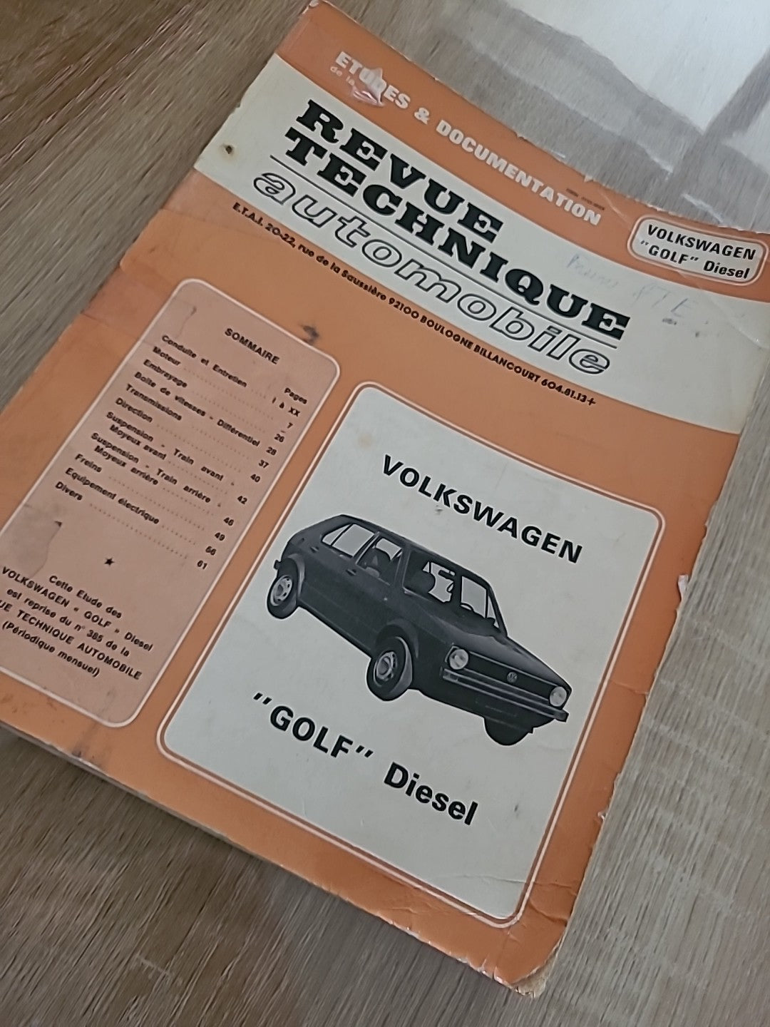 Revue Technique GOLF 1 DIESEL de 66 pages (Liv51)