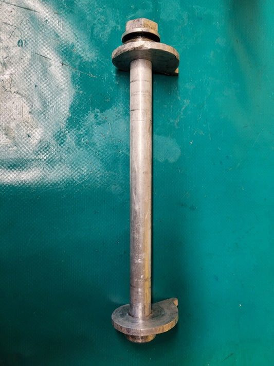 Axe de roue arriere SHERCO 290 trial 2006