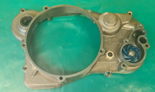 Carter creux côté embrayage et pompe à eau 250 EC Gas Gas 2002