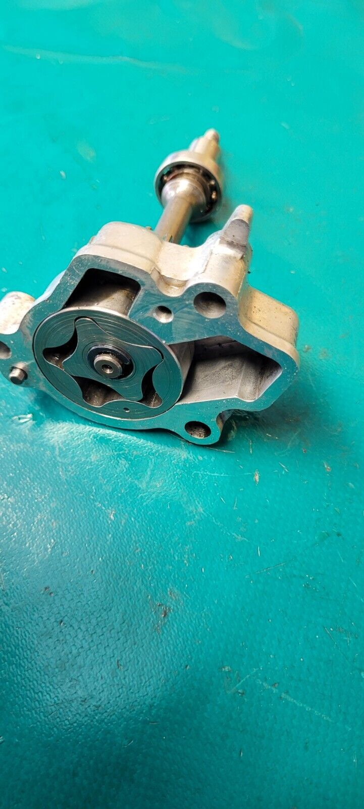 Pompe a huile avec arbre etc KAWASAKI 650 KVF 2007