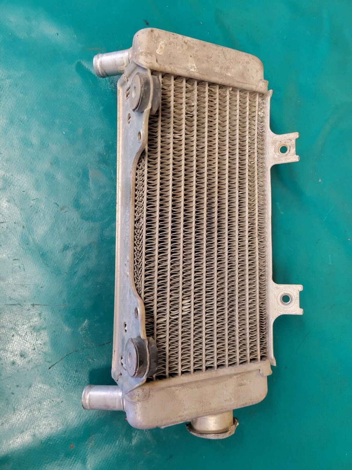 Radiateur Côté avec Bouchon Honda 250 CRF 2005 (#23555)
