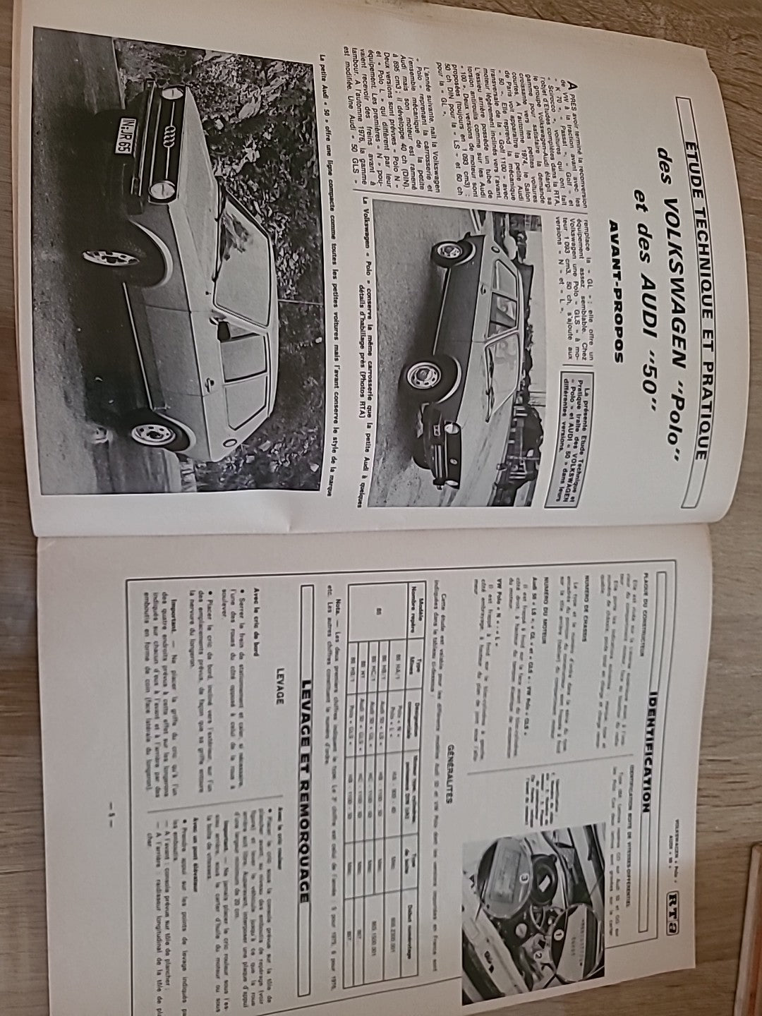 Revue Technique VW  POLO 1 AUDI 50 RTA de 70 pages (Liv25)