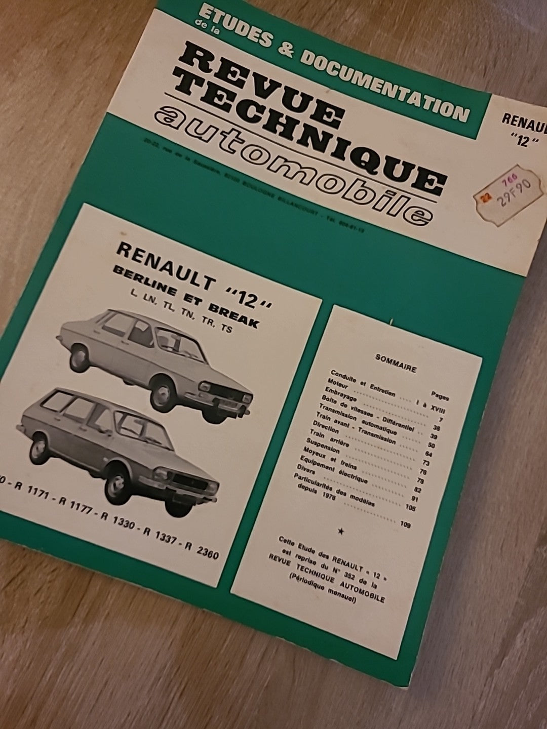 Revue Technique RENAULT 12  RTA de 118 pages (Liv67)