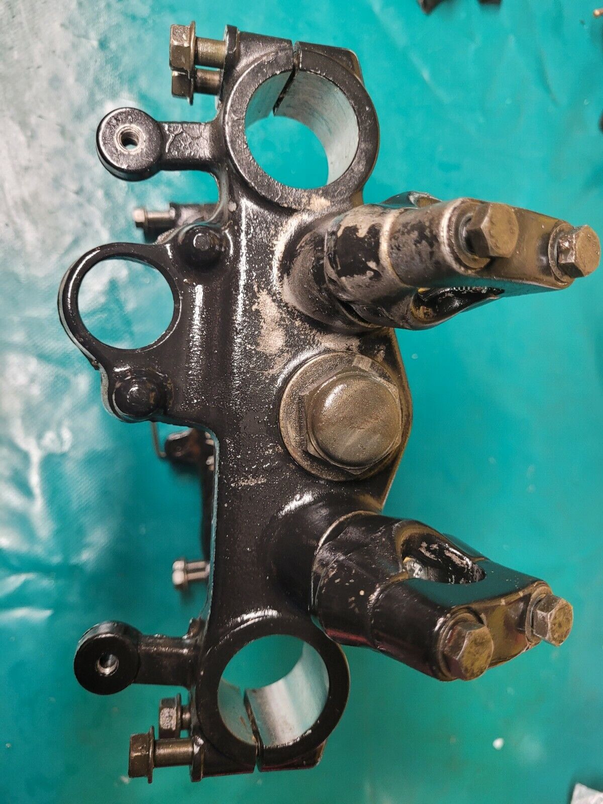 Tes de fourche avec pontet de guidon  125 Honda transcity NX 1997