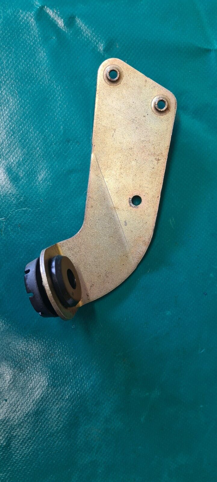 Support boîte à air Polaris 900 RZR xp 2012