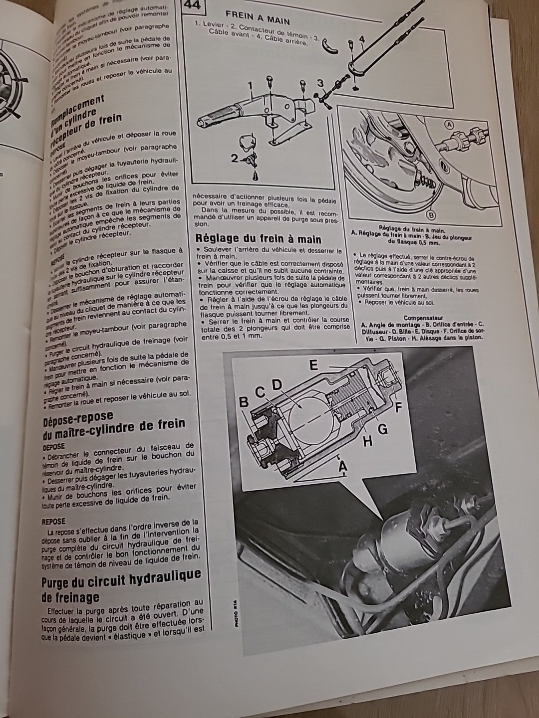 Revue Technique FORD FIESTA Et Xr2 de 88 pages (Liv57)