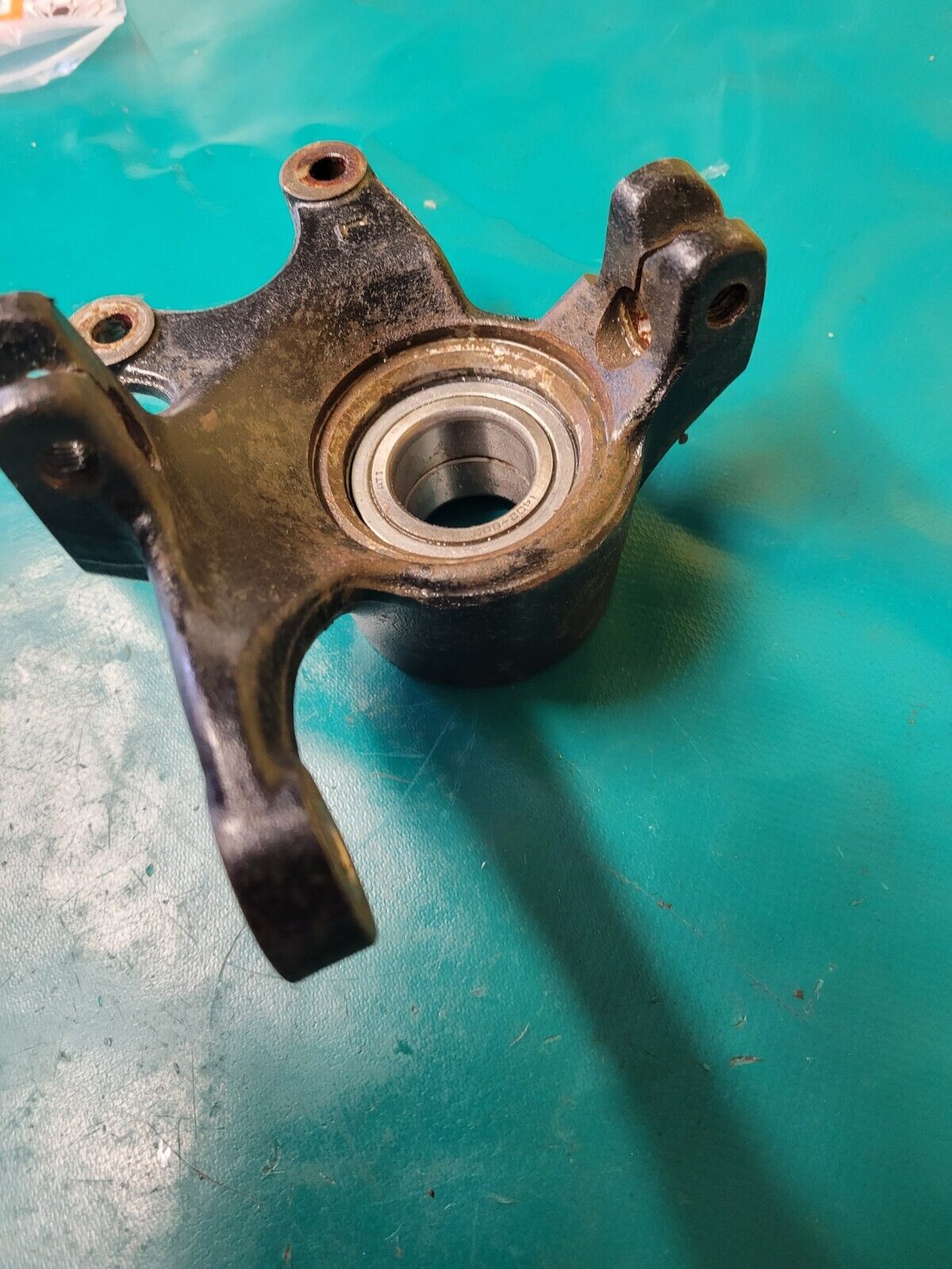 Moyeu Roue Porte Roulement Fusée Avant Gauche 500 MXU Greenline 2012 (R#23406)