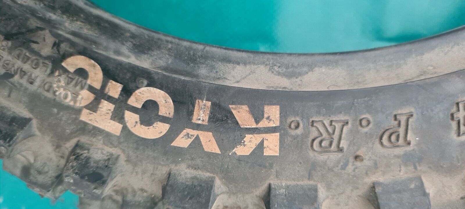 Kyoto Pneu cross 2.5 par 12 (code PE223)