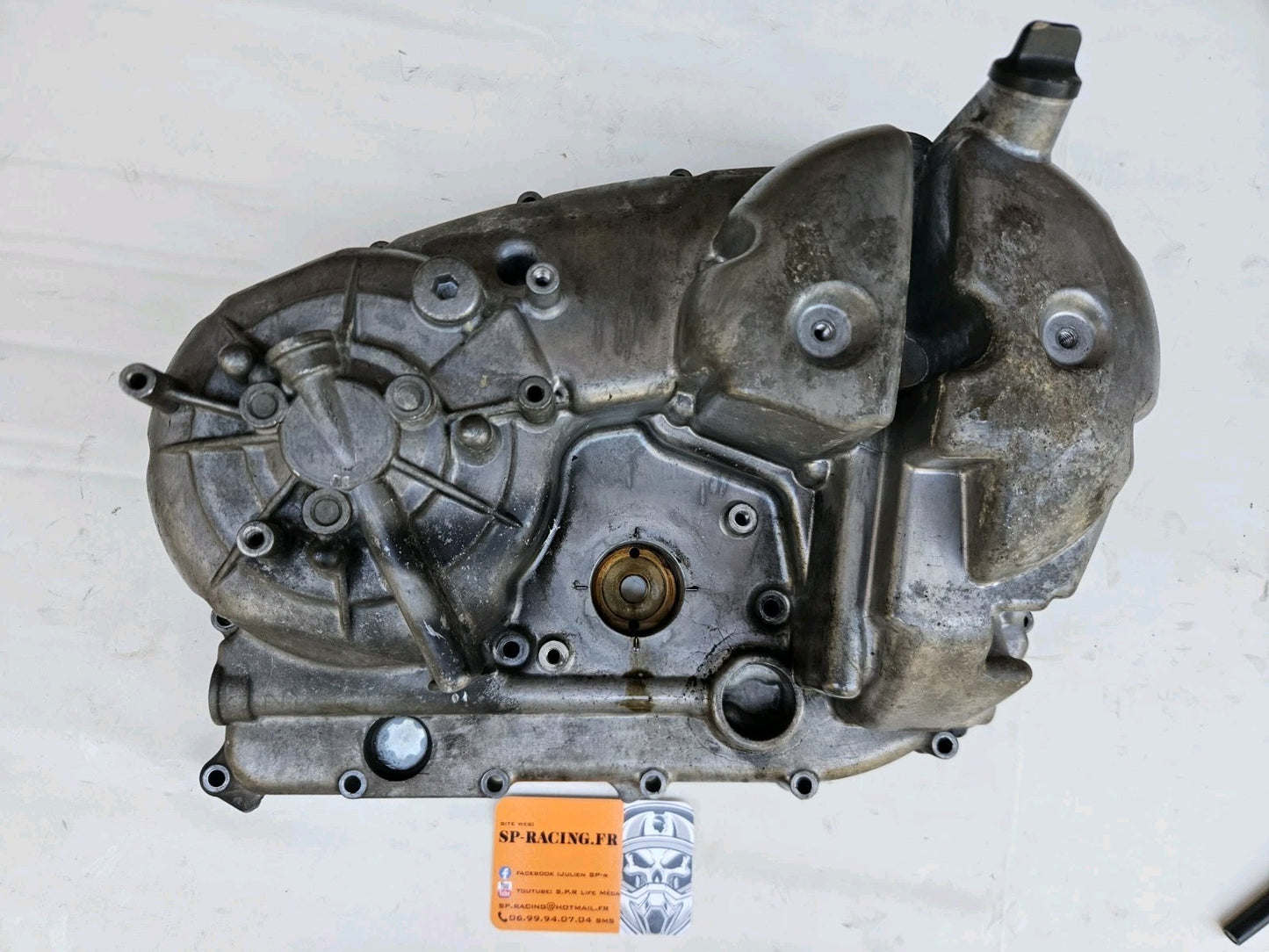 Carter Moteur Coté Allumage Yamaha 500 Tmax 2007 SJ05 (#24967)