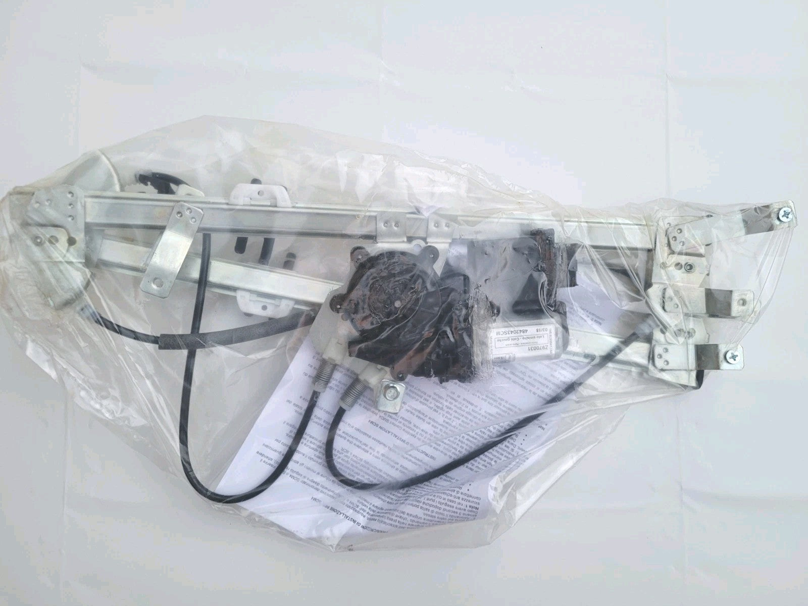 Remonte Leve Vitre Renault Megane 2 11/02 A 12/10   AVG 334980970001 (#AUT267)