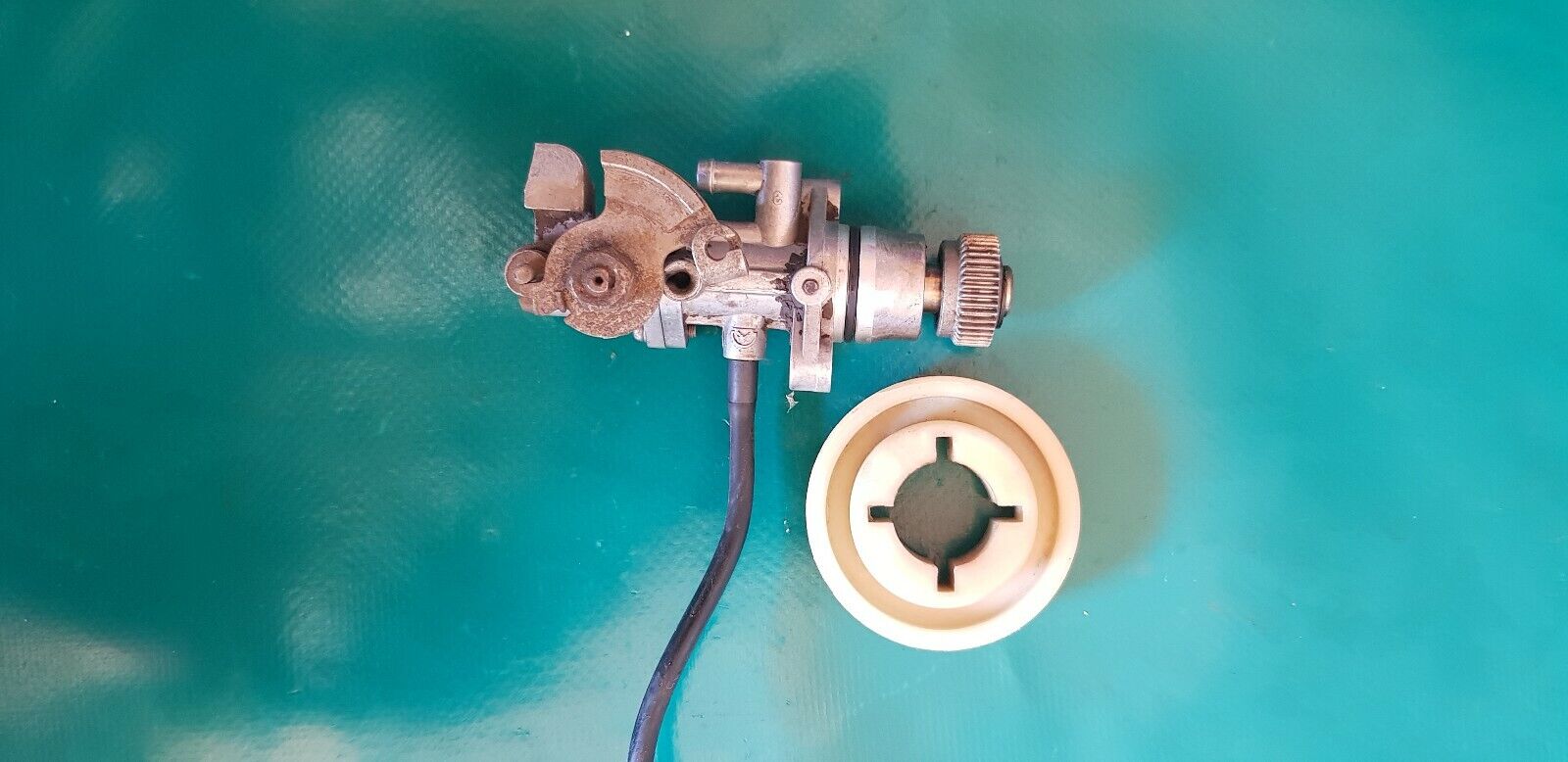 Pompe à huile graissage séparé masaï masai 100cc 2t  L100 A1 2004 (dinli)