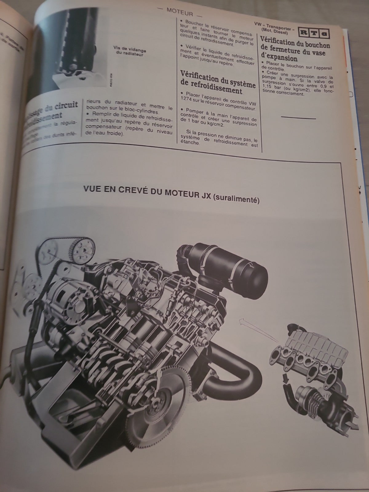 RTA Revue Technique Automobile Volkswagen Transporter Diesel 1989 (Liv220)