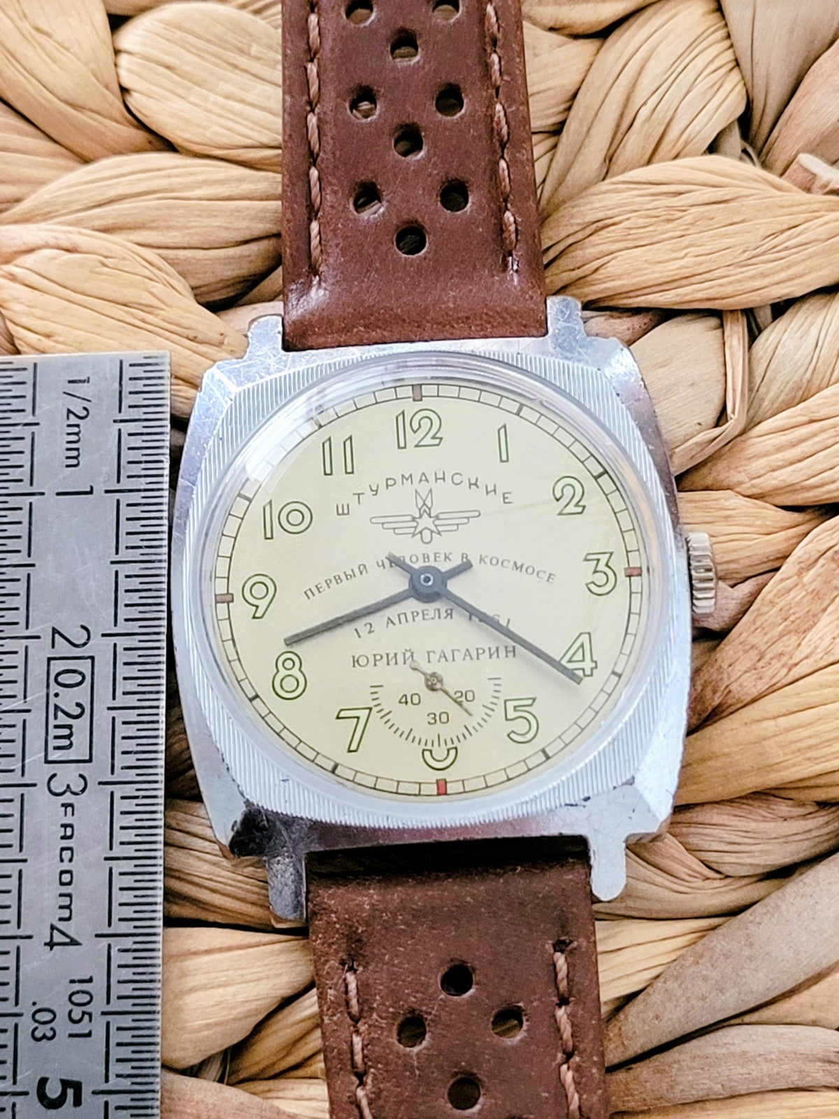 Montre Mecanique Ancienne POBEDA gagarine collector Soviétique (Bij 2)
