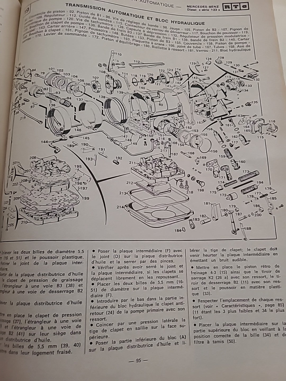 Revue Technique MERCEDES W123 DIESEL RTA de 157 pages (Liv45)