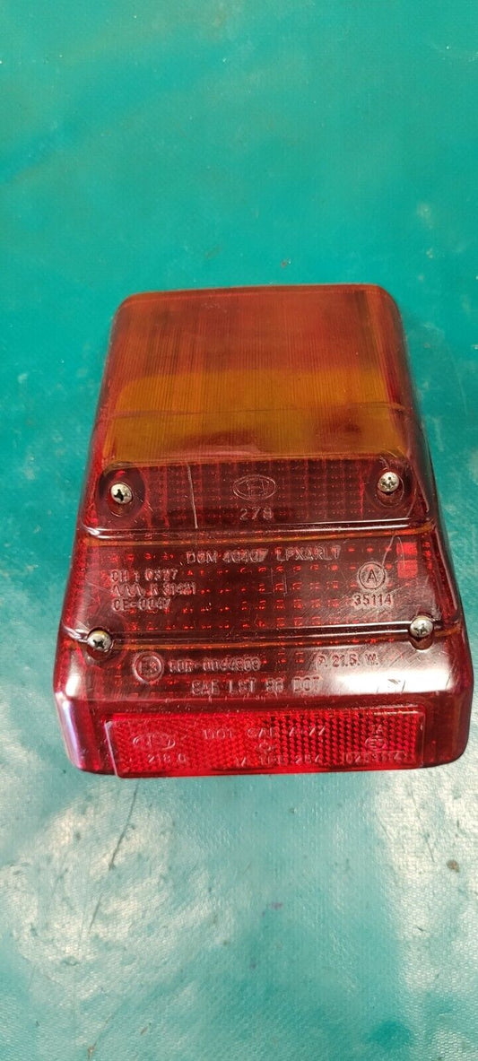 Cabochon de feu arriere YAMAHA 125 DT lc modele 10V