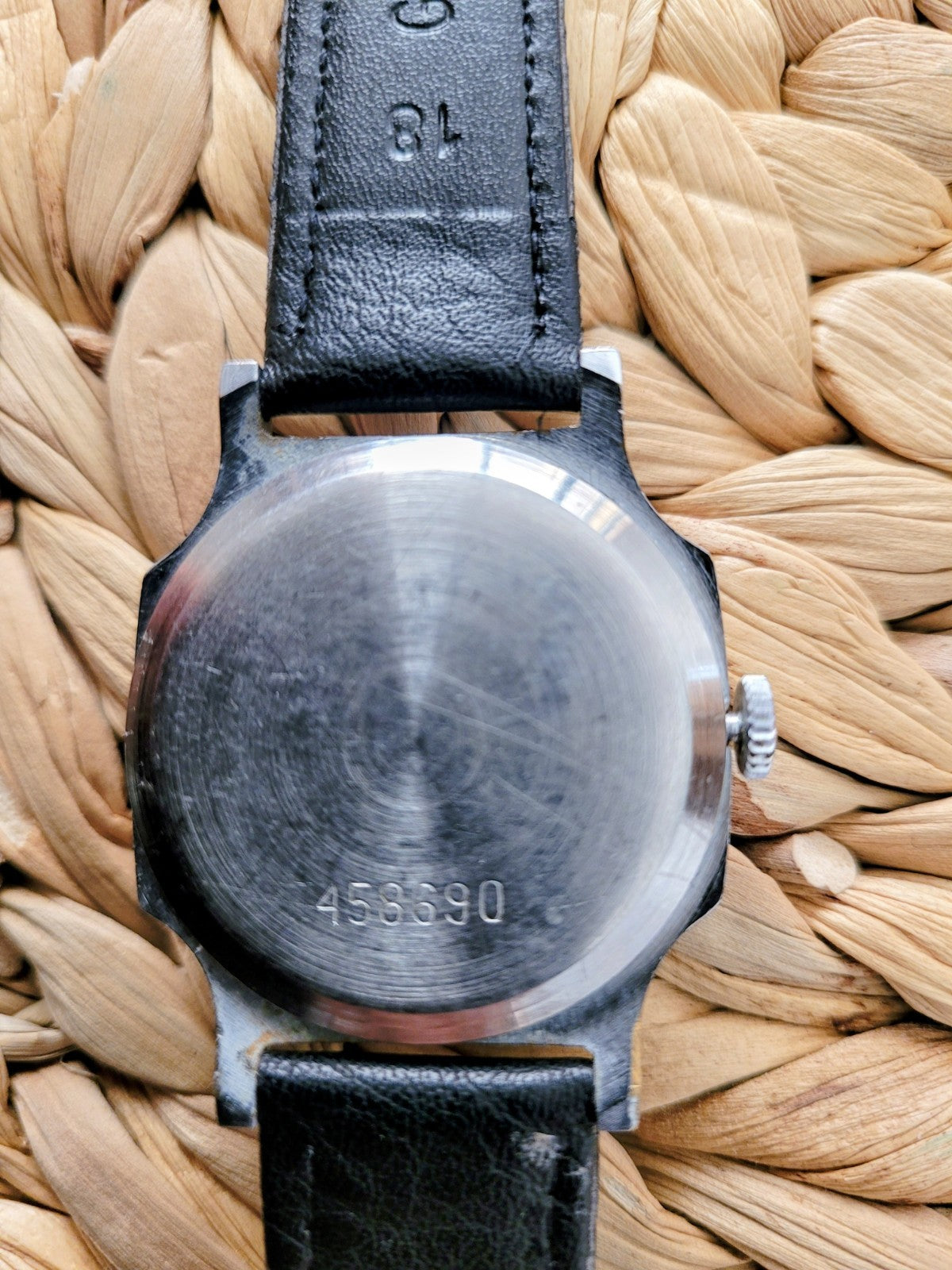 Montre mecanique POBEDA  ancienne soviétique, super collector (Bij 3)