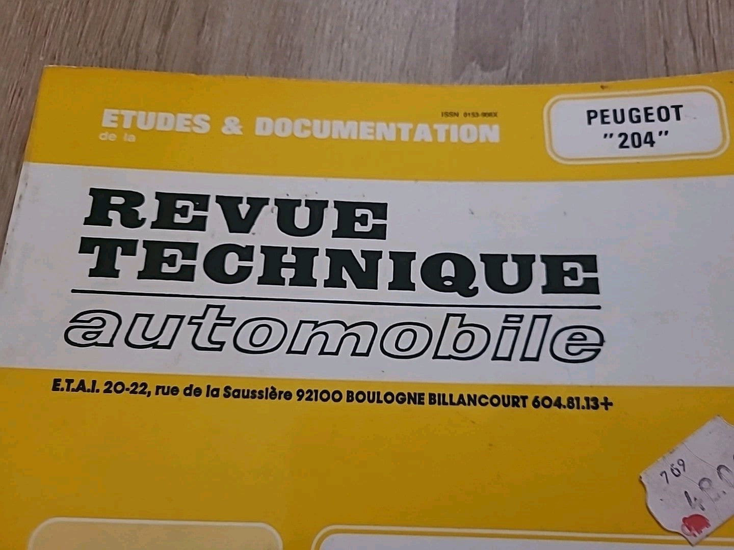 Revue Technique PEUGEOT 204 RTA de 123 pages (Liv27)