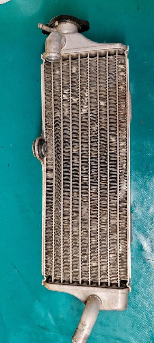Radiateur côté avec bouchon 510 te Husqvarna 2006