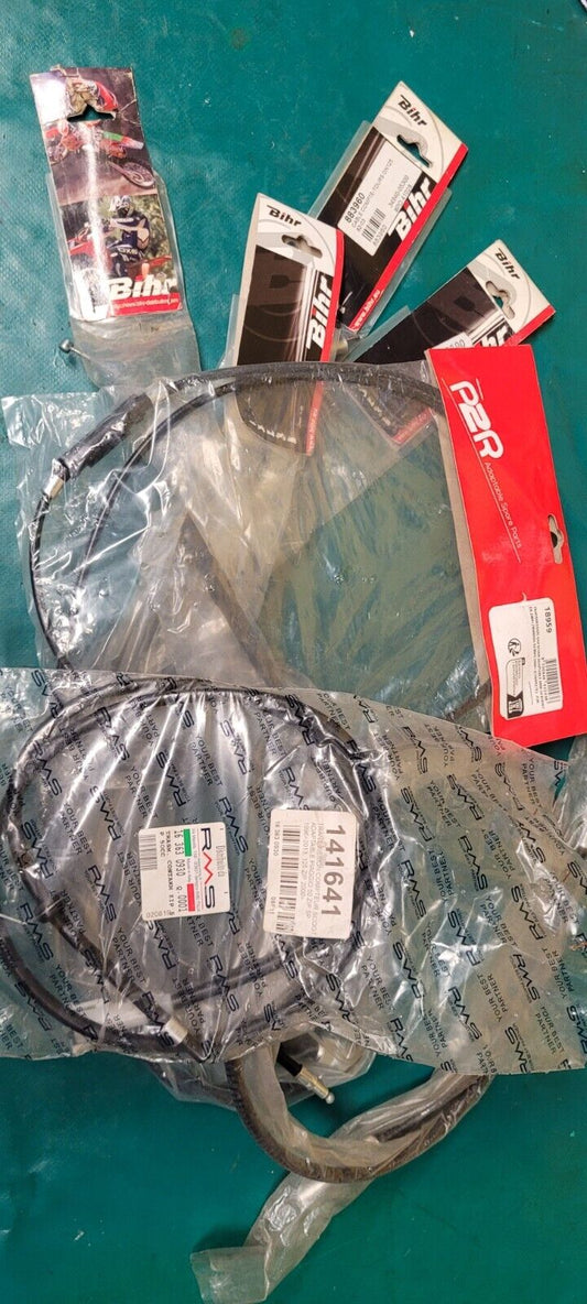 lot De 6 Cables De Gaz Et Autres (#24581)