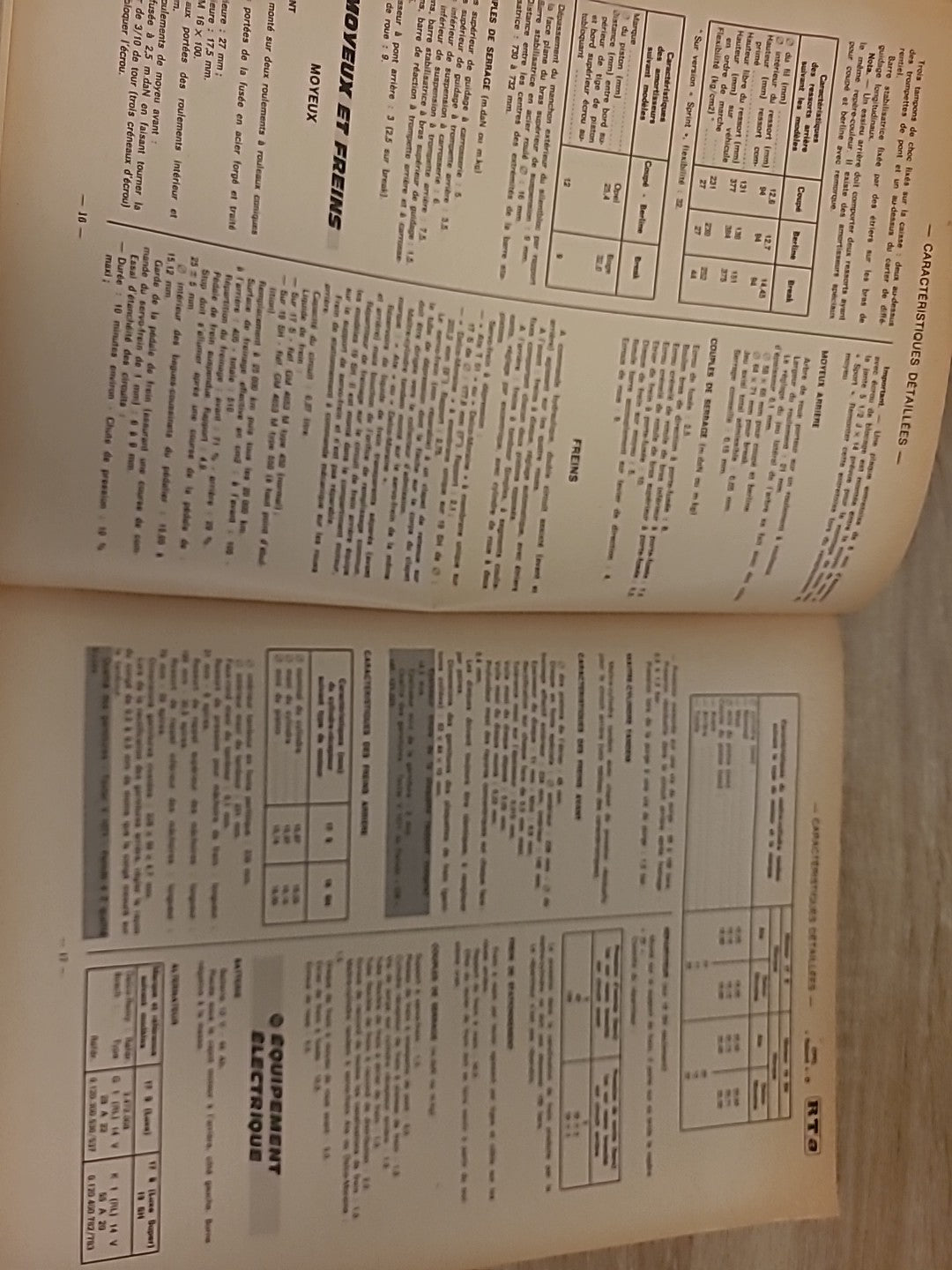 Revue Technique Auto Opel Rekord Série 2 RTA de 126 pages (Liv106)