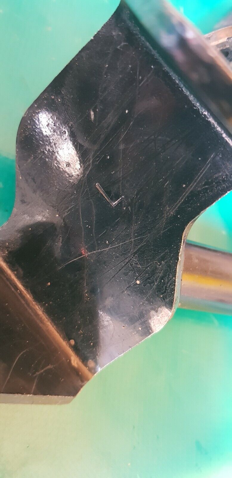 Triangle de côté gauche  masaï masai 100cc 2t  L100 A1 2004 (dinli)