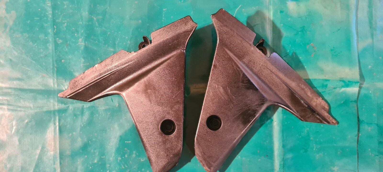 Écopes plastique ouies avant HUSQVARNA 250TC 2010 (cross 4T)