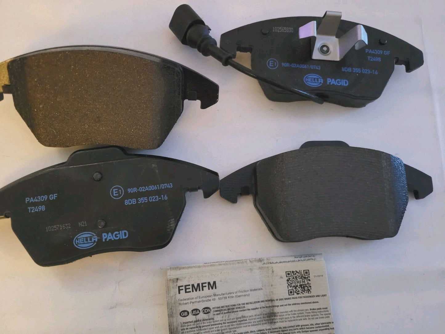 Jeu Plaquettes Av NEUF Audi Skoda Vw Seat 4082300598056 (#AUT298)