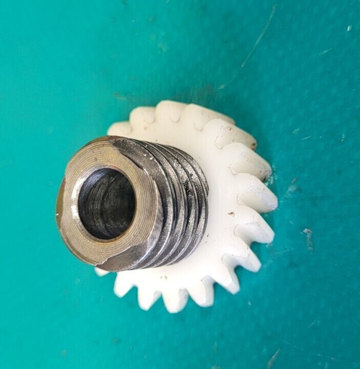 Entraîneur pompe à huile 50 TS Suzuki er 21