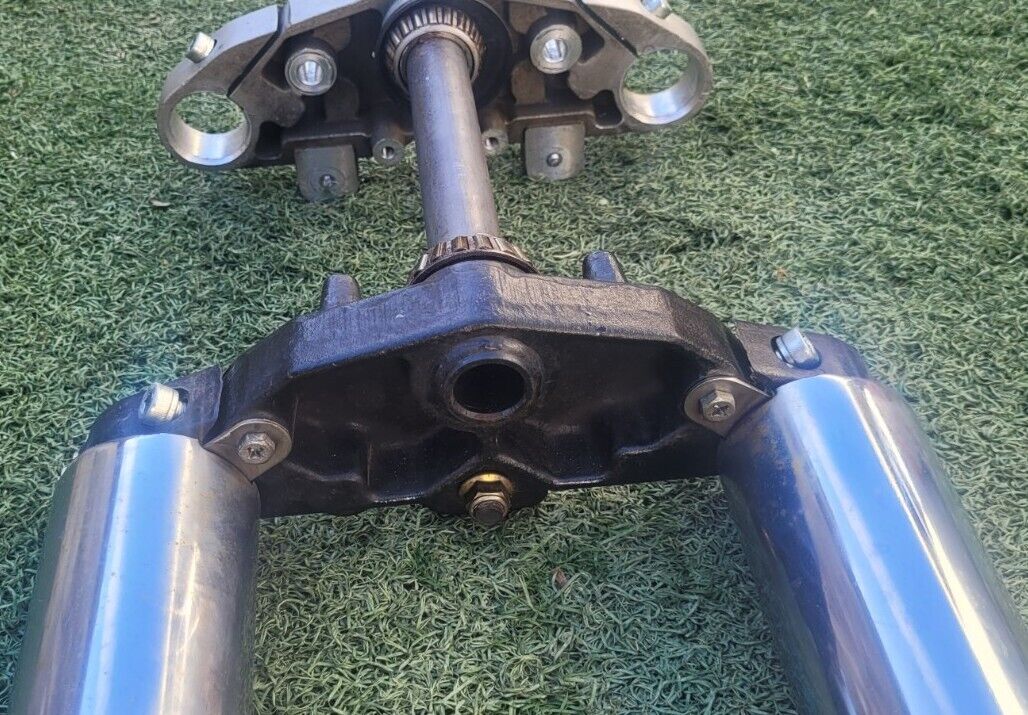 T de Fourche  HYOSUNG GV 125 Aquila 06 (23902)
